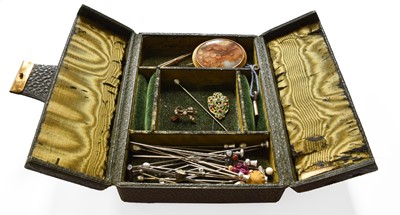 Lot 435 - A Quantity of Jewellery, including two gold...