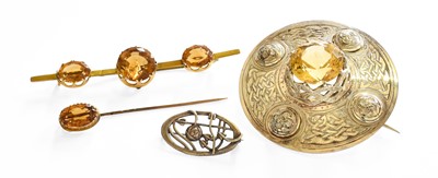 Lot 245 - A LargeCitrine Brooch, measures 7.5cm diameter,...