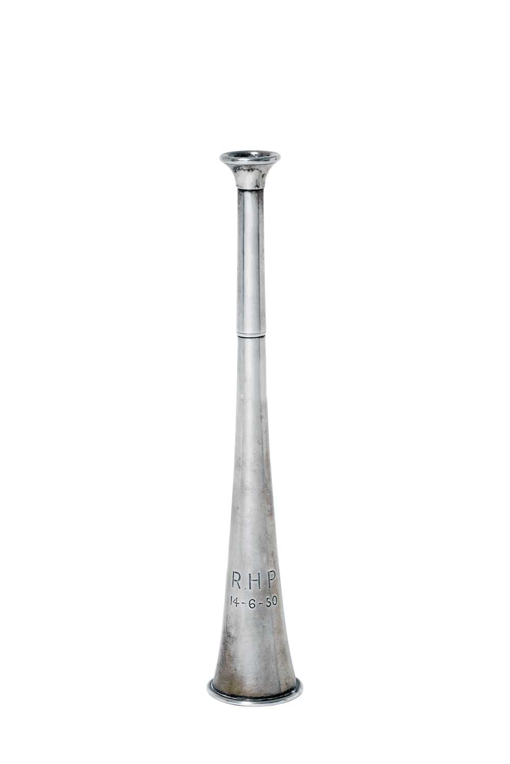 Lot 2108 - A George VI Silver Hunting-Horn