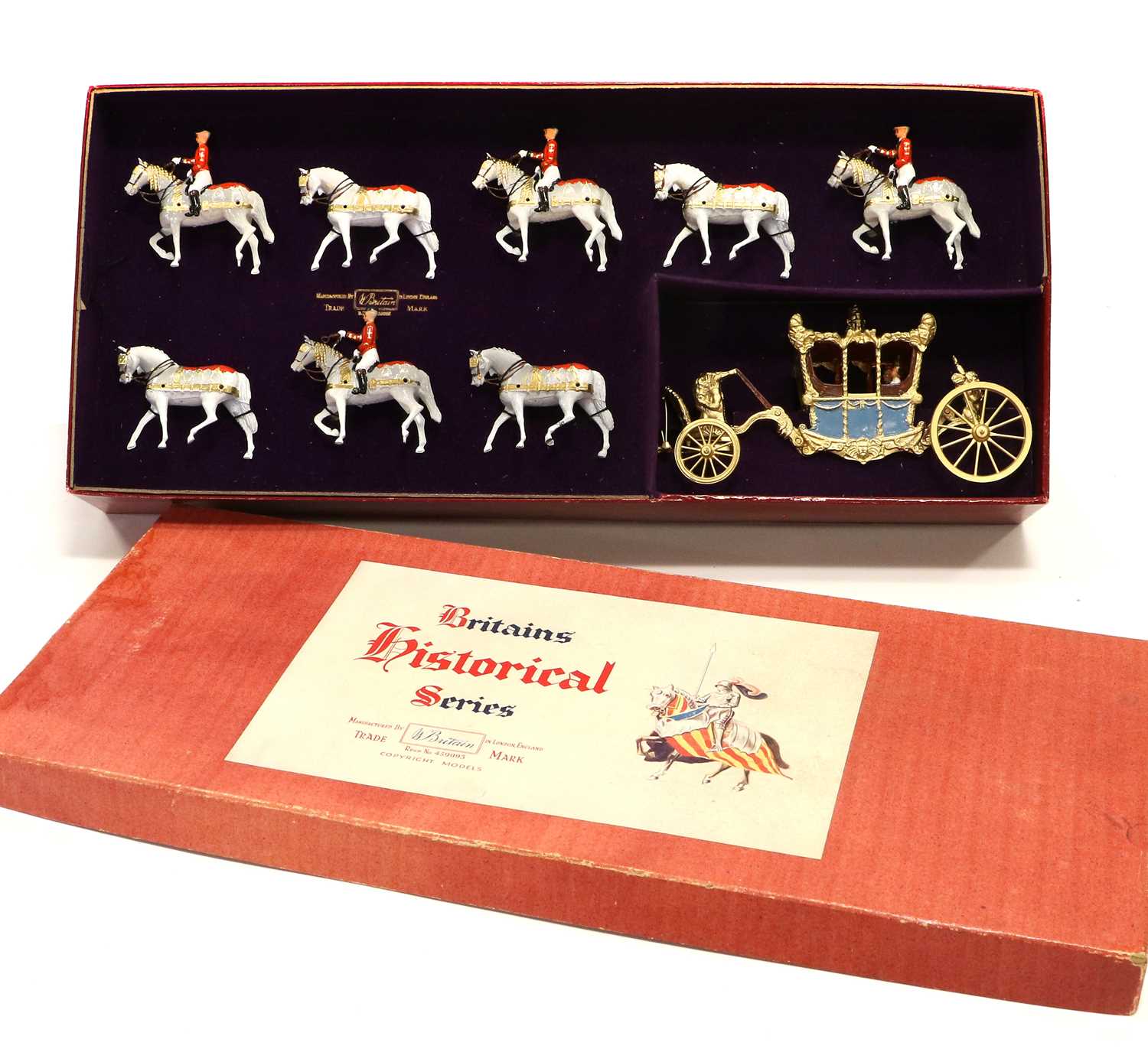 Lot 305 - Britains 9401 Her Majesty's State Coach