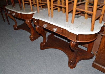 Lot 476 - Two similar marble top washstands