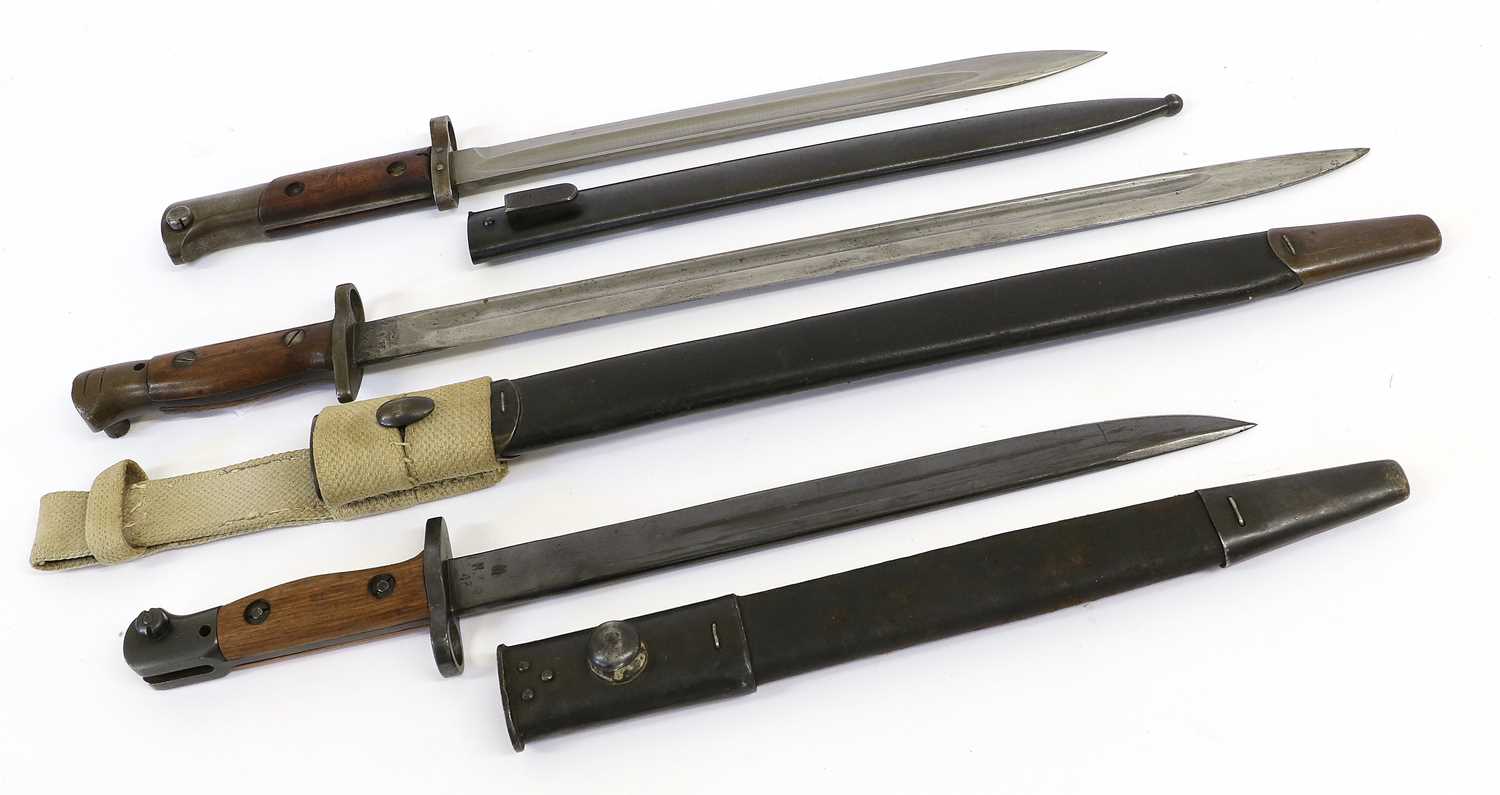 Lot 190 - An Indian SMLE Bayonet No.1 Mk II* Bayonet,...