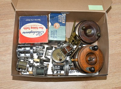 Lot 61 - A Collection of Various Multiplier and Centre Pin Reels
