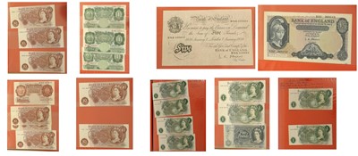 Lot 461 - English Banknote Album, 23 notes in total...