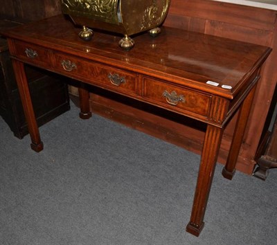 Lot 507 - Reproduction writing table