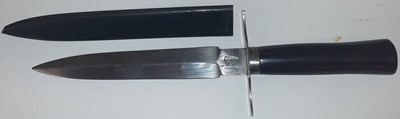 Lot 237 - A First World War French Fighting Knife, the...