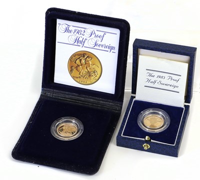 Lot 254 - 2x Elizabeth II, Proof Half Sovereigns 1982...