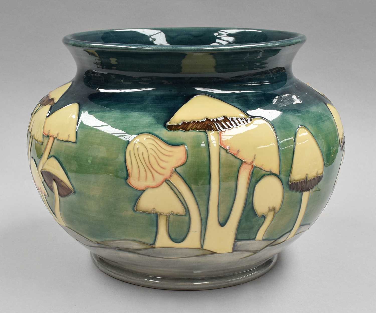 Lot 27 A Moorcroft Fairy Rings/Toadstool Pattern