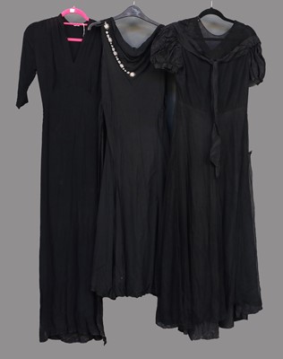 Lot 2171 - Assorted Circa 1900s and Later Black and...