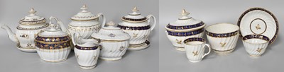 Lot 134 - A Worcester Porcelain Flight Period Tea Pot...