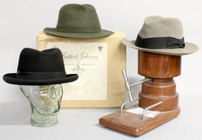 Lot 2097 - Gents Hats Modern Hats comprising Lock & Co...