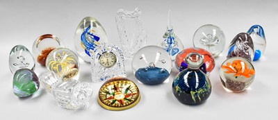 Lot 106 - A Quantity of Paperweight and Crystal Items...