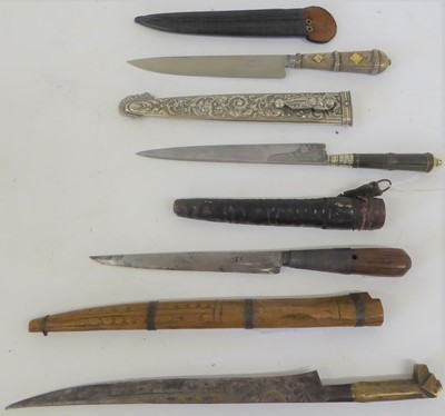 Lot 228 - An Argentinian Gaucho Knife, the 18cm steel...