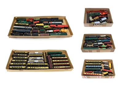 Lot 136 - Hornby/Triang A Collection Of Locomotives And Rolling Stock