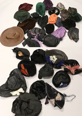 Lot 2223 - Assorted Early 20th Ladies Hats comprising...