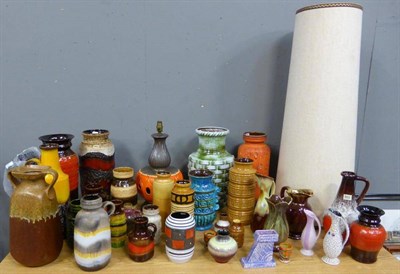 Lot 661 - A quantity of assorted West German pottery