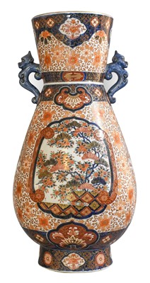 Lot 136 - An Imari Porcelain Vase, Meiji period, of...