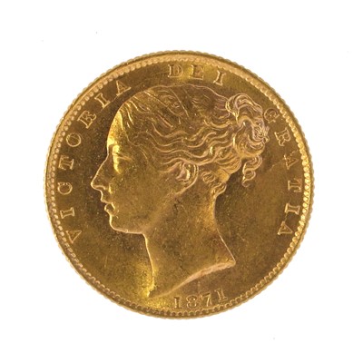 Lot 175 - Victoria, Sovereign 1871, die no. 14, obv....