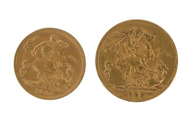 Lot 192 - Victoria, Half Sovereign and George V,...