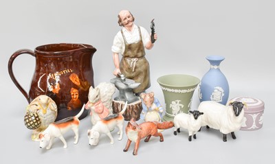 Lot 316 - 20th Century Ceramics, to include Wedgwood...