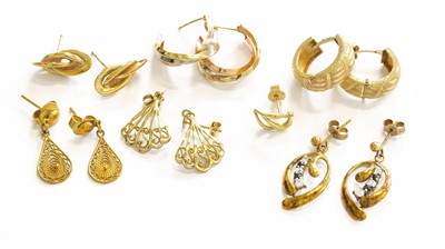 Lot 13 - A Quantity of Earrings, including a pair of 9...