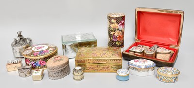 Lot 323 - Twenty Trinket Boxes etc, including Halcyon...