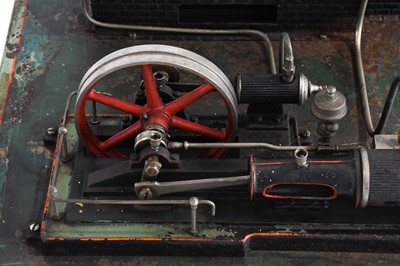 Lot 658 - Doll & Cie Live Steam Stationary Engine