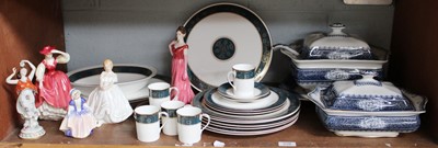 Lot 228 - Royal Doulton Carlyle Pattern Tea and Dinner...