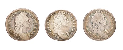 Lot 97 - 3x William III, Shillings, comprising:...