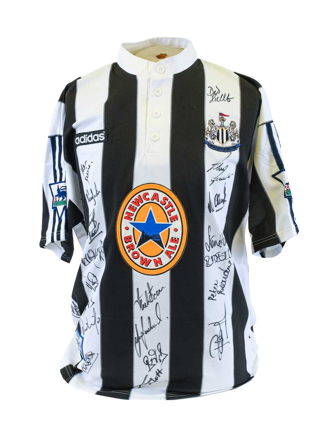 Lot 35 - Newcastle United Darren Peacock Match Worn Shirt