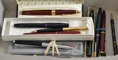 Lot 99 - A collection of sixteen various fountain pens and biros by Waterman, Parker and Hauser