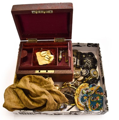 Lot 63 - A Quantity of Jewellery, including jet...