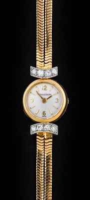 Lot 2275 - Jaeger leCoultre: A Lady's 18 Carat Gold...