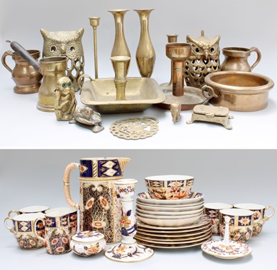 Lot 312 - A Group of Royal Crown Derby and Spode Imari;...