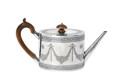 Lot 2391 - A Victorian Silver Teapot