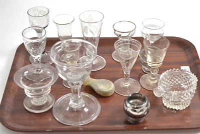 Lot 195 - A tray of assorted 18th and 19th century glasses