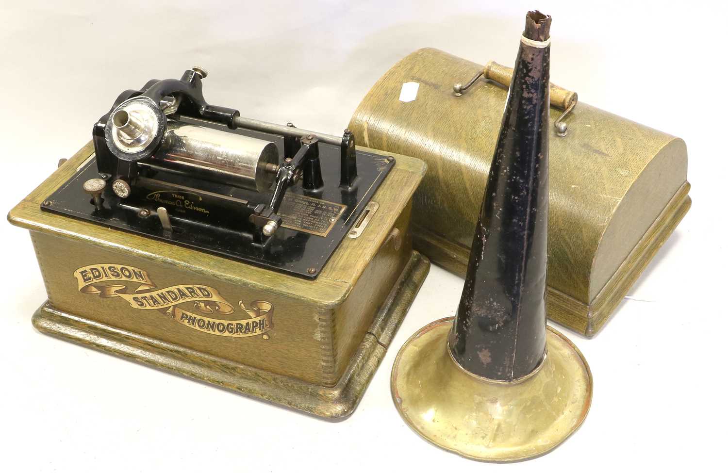 Lot 3122 - An Edison Standard Phonograph