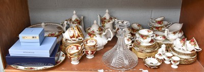 Lot 292 - Royal Albert Old Country Roses Pattern Part...