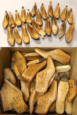 Lot 2127 - A Quantity of 20th Century Cobblers Wooden...