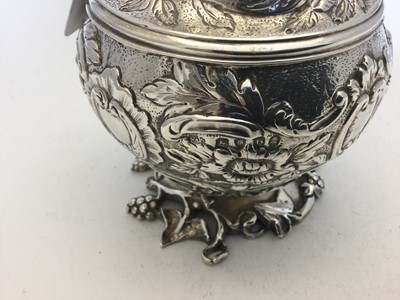 Lot 2216 - A George III Silver Tea-Caddy