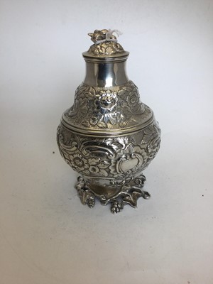 Lot 2216 - A George III Silver Tea-Caddy