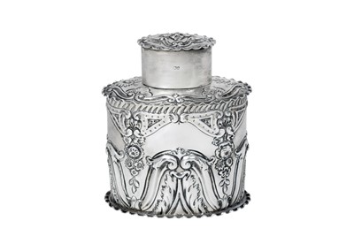 Lot 2403 - A Victorian Silver Tea-Caddy