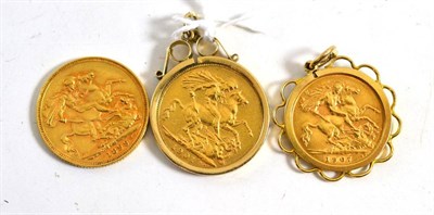 Lot 258 - Two full sovereigns (one mounted) and a half sovereign with mount