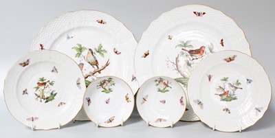 Lot 376 - Herend Porcelain in the Rothschild Bird...