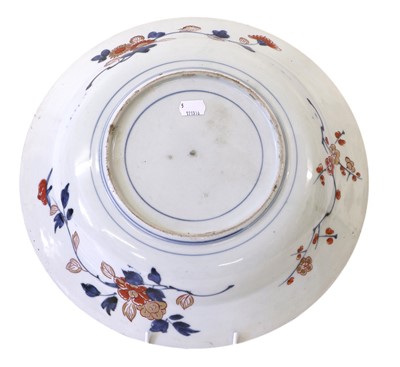 Lot 150 - A Japanese Imari Porcelain Dish, Edo period,...