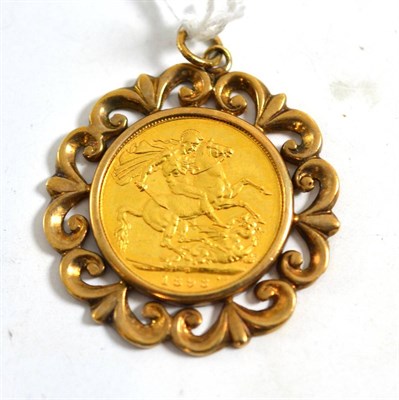 Lot 293 - An 1893 gold sovereign in 9ct mount