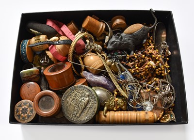 Lot 78 - A Small Box of Collectables and Jewellery,...