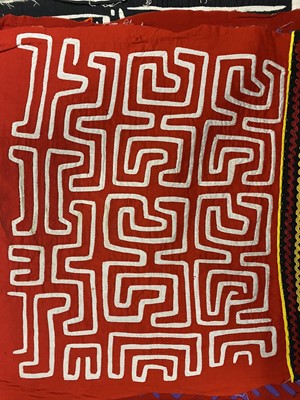 Lot 2071 - Collection of 20th Century Molas from San Blas...