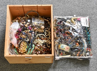 Lot 1099 - A Quantity of Costume Jewellery, including...