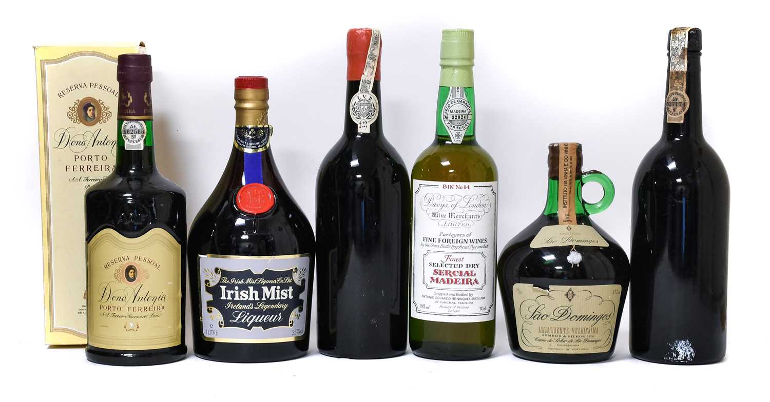 Lot 3179 - Mixed Spirits: Irish Mist Liqueur (one bottle),...